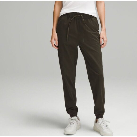 Lululemon Size 4 Green Stretch High Rise Jogger Full Length Drawstring Waist - Picture 1 of 10